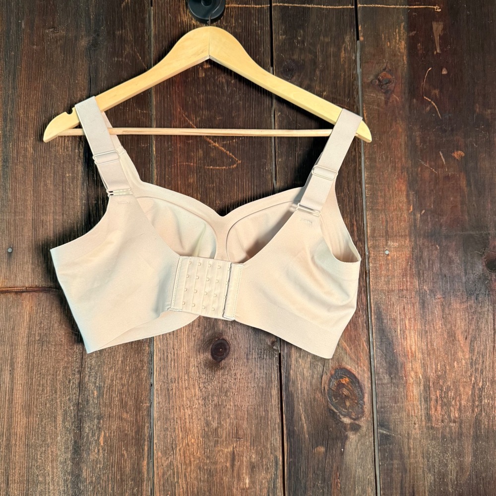 Tan Seamless Wireless Bra Full Coverage Molded Cup Nude XL